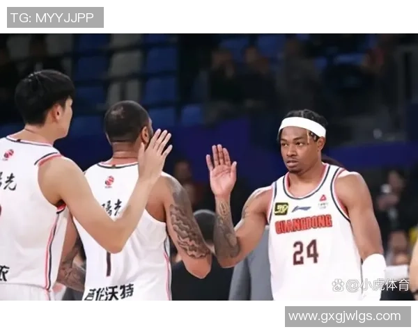 CBA精彩对决11月8日广东队迎战广州队全力争胜展现实力