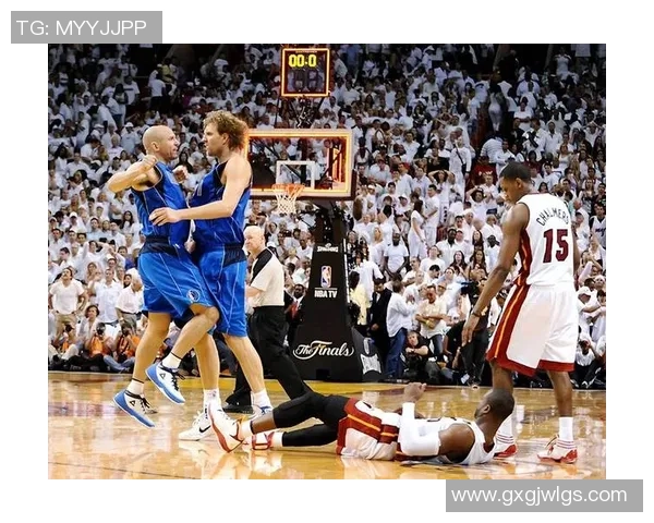 2007年NBA季后赛掘金对阵马刺首场精彩录像回顾与分析